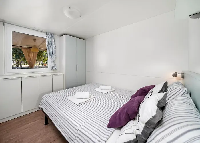 Кемпинг Niko Mobile Биоград-на-Мору